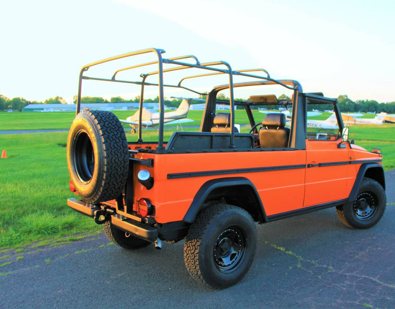 Illustration for article titled At $28,000, Could This 1988 Mercedes 240GD Have You Going Long?